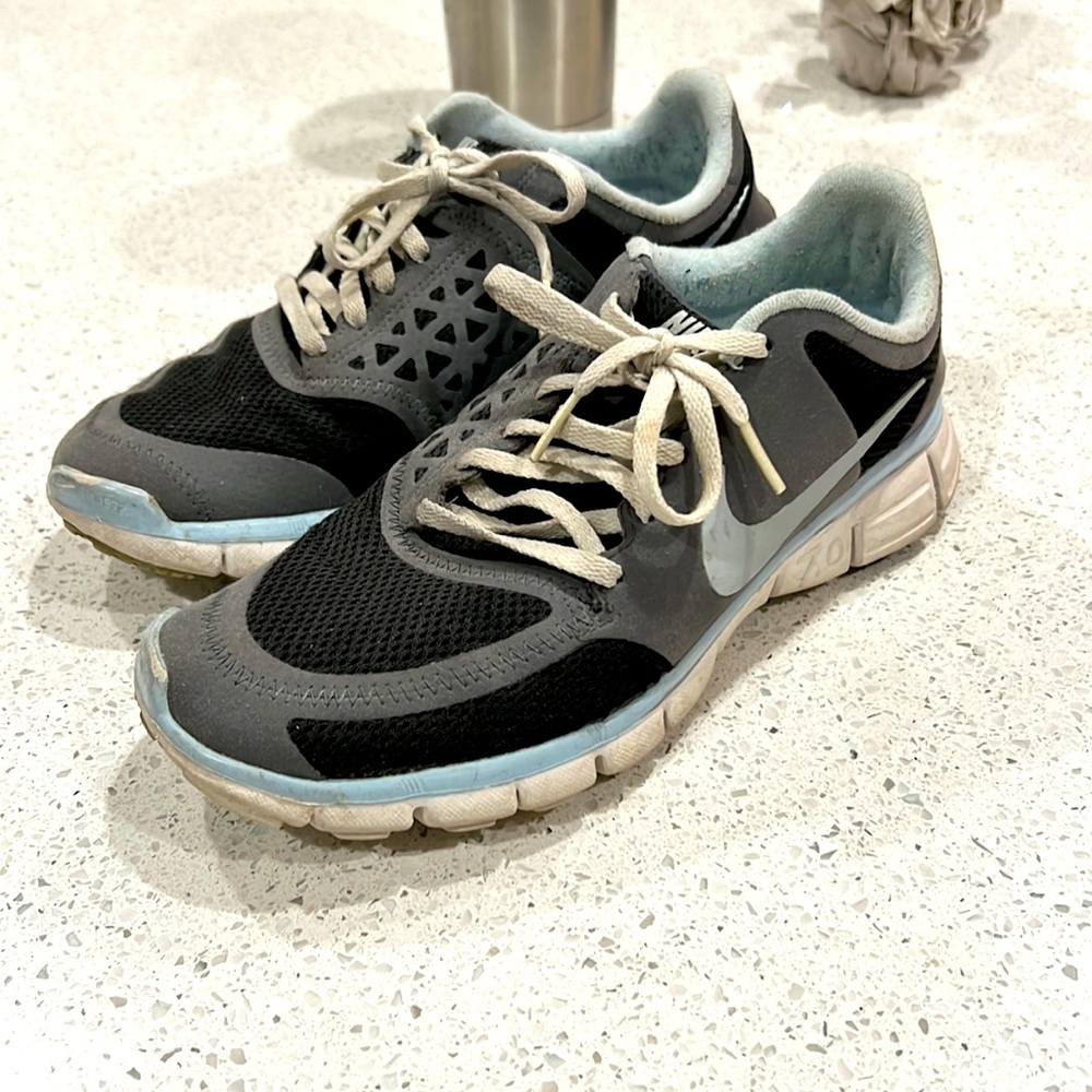 NIKE FREE 7.0